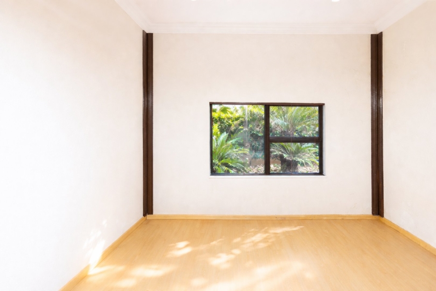 5 Bedroom Property for Sale in Caribbean Beach Club North West